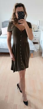 Olijfkleurige H&M jurk maat XS, H&M, Ophalen of Verzenden, Zo goed als nieuw, Maat 34 (XS) of kleiner