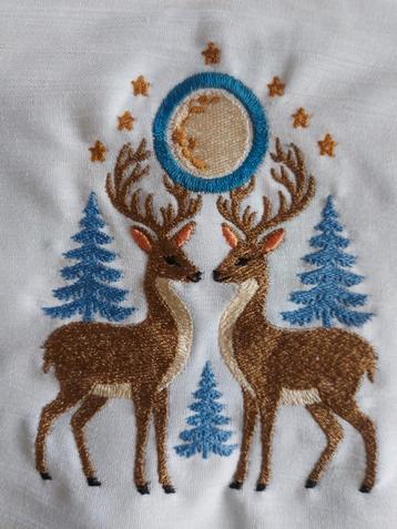 Geborduurde Hertjes in winterlandschap beschikbaar voor biedingen