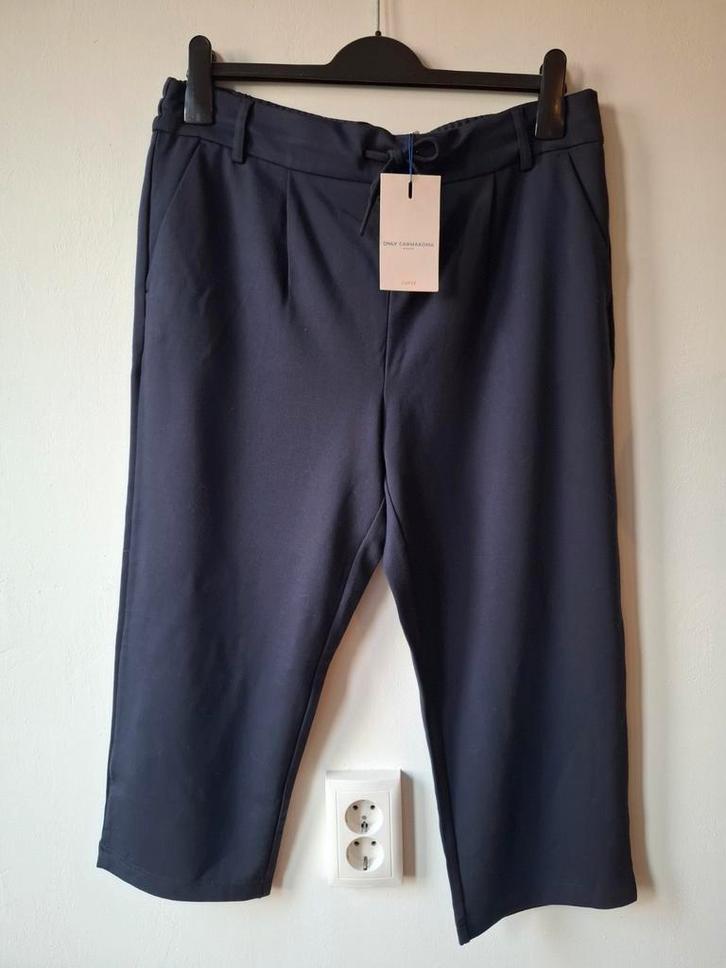 Only Carmakoma blauwe classic knickers maat: 42, Kleding | Dames, Broeken en Pantalons, Nieuw, Maat 42/44 (L), Blauw, Driekwart