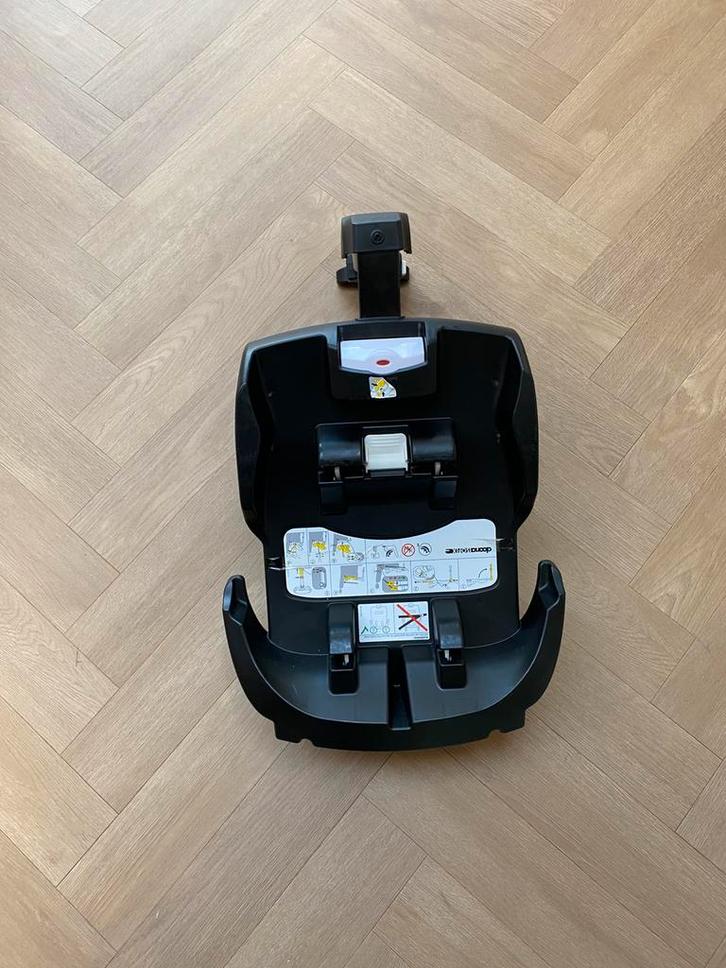 Doona Plus Isofix Base, Kinderen en Baby's, Autostoeltjes, Zo goed als nieuw, Overige merken, 0 t/m 13 kg, Isofix, Ophalen