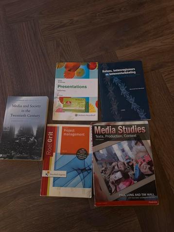 Media & Communicatie Boeken - Set van 5 beschikbaar voor biedingen