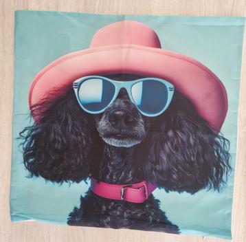 2 X NIEUWE kussenhoes "Hond met roze hoed "  beschikbaar voor biedingen