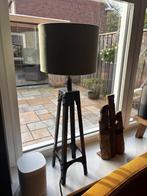 Industriële tafellamp zwart met groene kap – vensterbank, Huis en Inrichting, Lampen | Tafellampen, 50 tot 75 cm, Ophalen of Verzenden