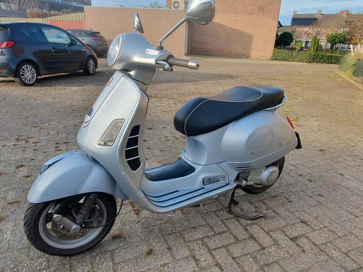 Vespa Gts 250ie te koop!, Motoren, Motoren | Piaggio, Particulier, Scooter, Ophalen