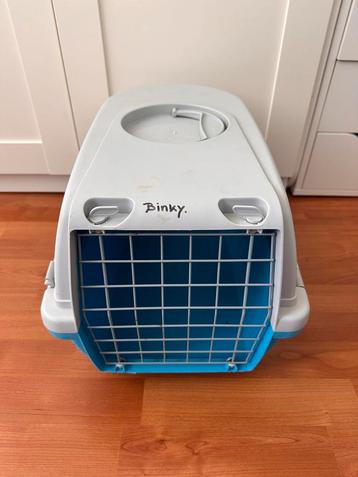 Transportbox voor huisdieren beschikbaar voor biedingen