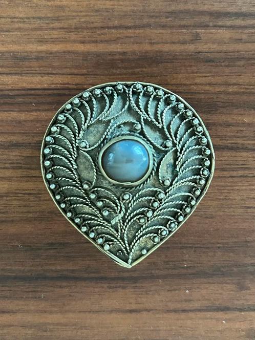 Prachtig antiek/vintage doosje messing sierlijk bewerkt, Sieraden, Tassen en Uiterlijk, Antieke sieraden, Overige materialen, Ophalen of Verzenden
