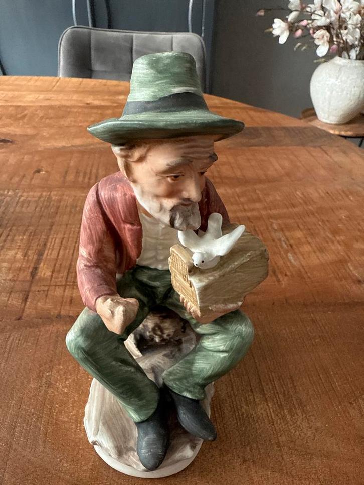 Retro beeldje man met duif - jaren 70, Antiek en Kunst, Kunst | Beelden en Houtsnijwerken, Ophalen of Verzenden