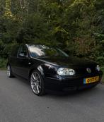 Volkswagen Golf 2.3 V5 110KW AUT 2000 Zwart, Auto's, 65 €/maand, Zwart, Zwart, 650 kg