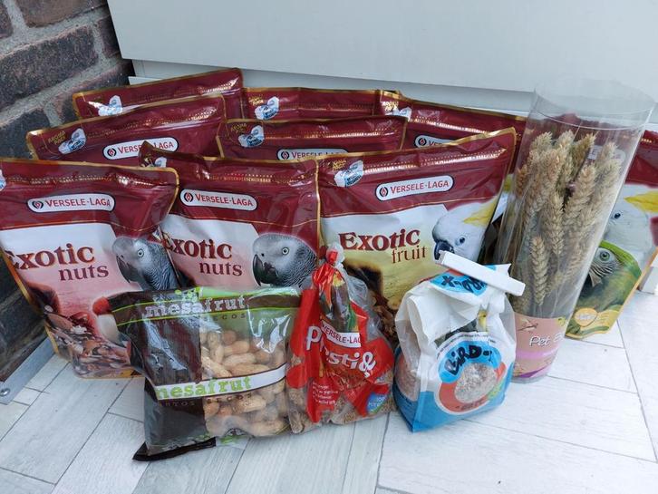 Vogel voer, Dieren en Toebehoren, Vogels | Toebehoren, Zo goed als nieuw, Eten en Drinken, Ophalen