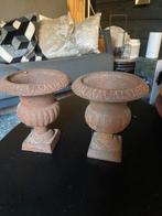 2 kleine landelijke vaasjes gietijzer smeedijzer tuin wonen, Huis en Inrichting, Woonaccessoires | Vazen, Ophalen of Verzenden