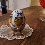 Porseleinen Ei mooie afbeelding 10 cm, Antiek en Kunst, Ophalen of Verzenden