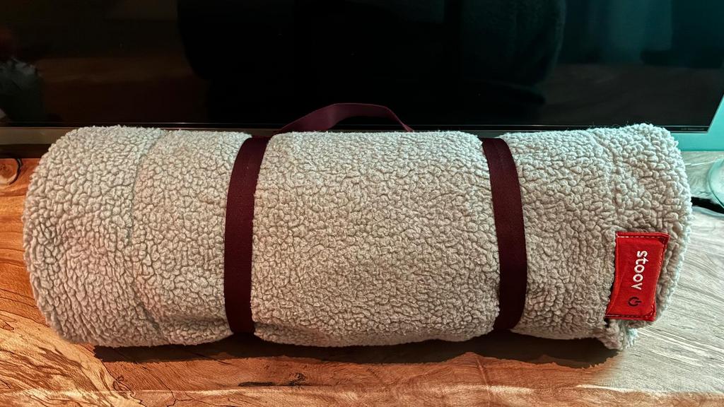 Stoov warmtedeken 135/180cm, Huis en Inrichting, Woonaccessoires | Plaids en Woondekens, Zo goed als nieuw, Ophalen