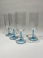 4x Champagne glas met lichtblauwe voet, Ophalen of Verzenden