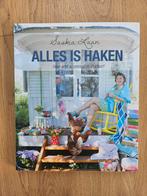 Saskia Laan - Alles is haken, Breien en Haken, Saskia Laan, Ophalen of Verzenden, Zo goed als nieuw