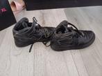 Zwarte Nike schoenen, Gebruikt, Meisje, Sportschoenen, Ophalen of Verzenden