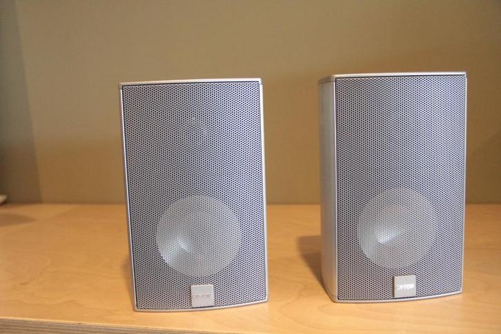 Canton CD 310 F Monitor Luidsprekers aluminium, Audio, Tv en Foto, Luidsprekers, Gebruikt, Front, Rear of Stereo speakers, 120 watt of meer