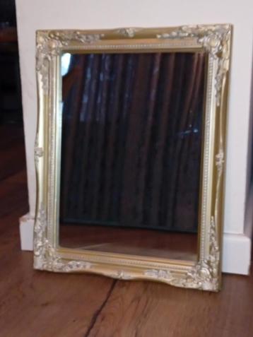 Gouden barok spiegel beschikbaar voor biedingen