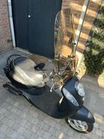 Opknapper! Sym Mio 2012 geel kenteken, Fietsen en Brommers, Scooters | SYM, Ophalen, Zo goed als nieuw, Mio