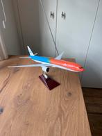 KLM Boeing 777-300ER “Orange Pride" Schaalmodel, Ophalen, Zo goed als nieuw, Schaalmodel