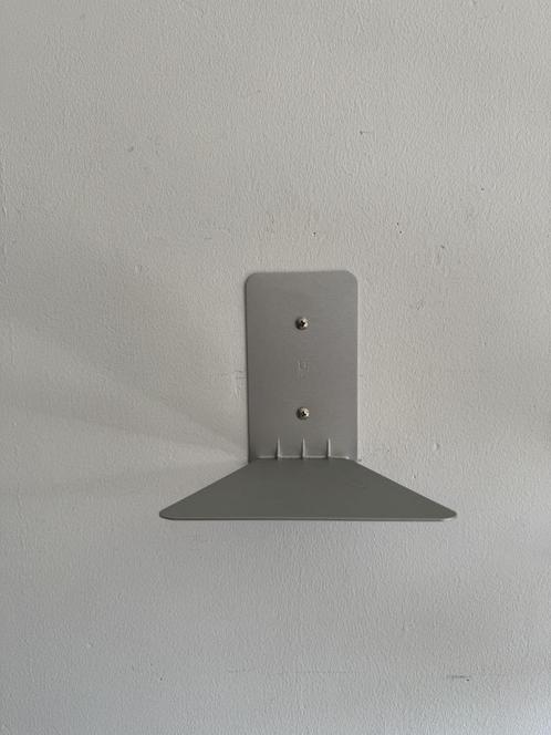 Umbra Conceal, 6 zwevende boekenplanken, Huis en Inrichting, Woonaccessoires | Wandplanken en Boekenplanken, Zo goed als nieuw