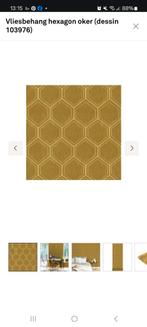 2 rollen vliesbehang hexagon oker (karwei), Ophalen of Verzenden, Minder dan 10 m²