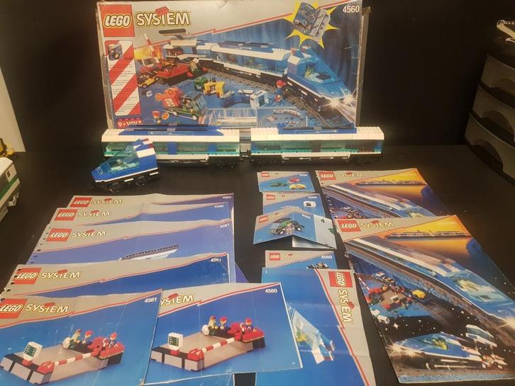 Lego 9V treinen, 64 r en 112 bocht rails,trafo en losse dele, Kinderen en Baby's, Speelgoed | Duplo en Lego, Zo goed als nieuw