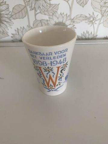 Beker/mok kroning Juliana beschikbaar voor biedingen