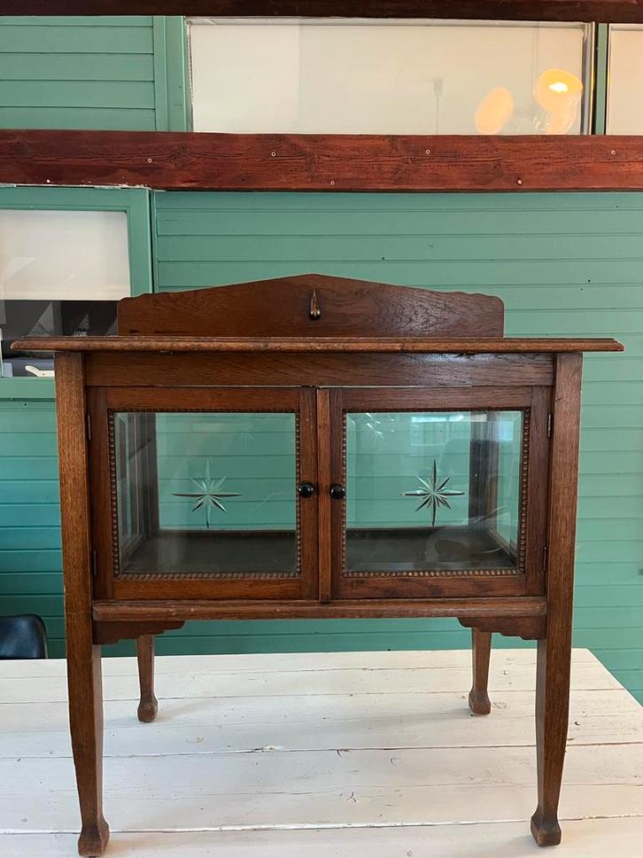 Houten kastje - dressoir - jaren ‘40 ‘50, Antiek en Kunst, Antiek | Meubels | Kasten, Ophalen