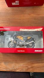 Minichamps Ducati monster geel 1:12, Hobby en Vrije tijd, Modelauto's | 1:5 tot 1:12, Ophalen of Verzenden, Zo goed als nieuw