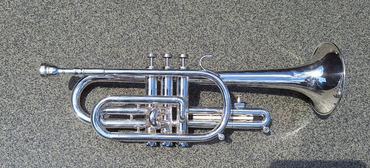 Getzen Cornet, Muziek en Instrumenten, Blaasinstrumenten | Trompetten, Gebruikt, Bes-trompet, Met koffer, Ophalen
