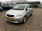 Toyota Yaris 1.3 16V Vvt-i 5DR SOL MMT 2006 Grijs, Stof, 4 cilinders, Start-stop-systeem, 550 kg