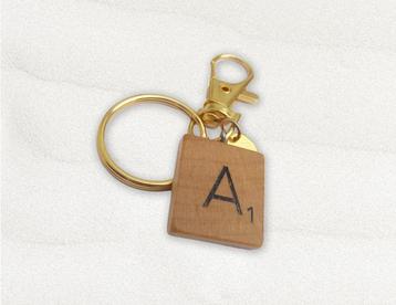Dome’s Design: Scrabble Bag Charm/sleutelhanger (A – goud) beschikbaar voor biedingen