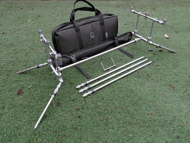 Solar P1 worldwide pod incl. Extra's -> €399,-, Watersport en Boten, Hengelsport | Karpervissen, Gebruikt, Overige typen, Ophalen of Verzenden