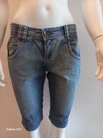 Short kniebroek spijkerbroek slim fit korte jeans Maat 38, Blauw, Zo goed als nieuw, W30 - W32 (confectie 38/40), Bershka