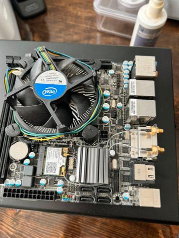 Gigabyte GA-Z87N-WIFI (rev. 1.x) beschikbaar voor biedingen