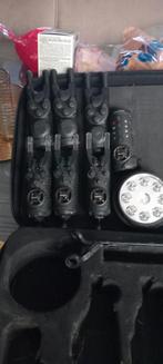 Set van 3 Sonik Gizmo beetmelders met ontvanger en lamp, Watersport en Boten, Hengelsport | Karpervissen, Ophalen of Verzenden
