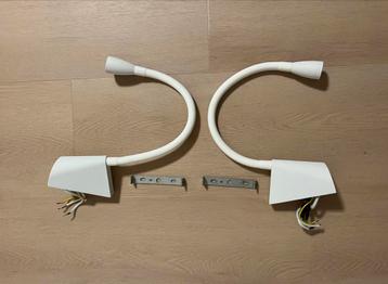 2x Wandlamp wit beschikbaar voor biedingen