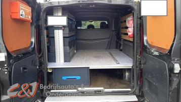bedrijfswageninrichting van een Renault Trafic beschikbaar voor biedingen