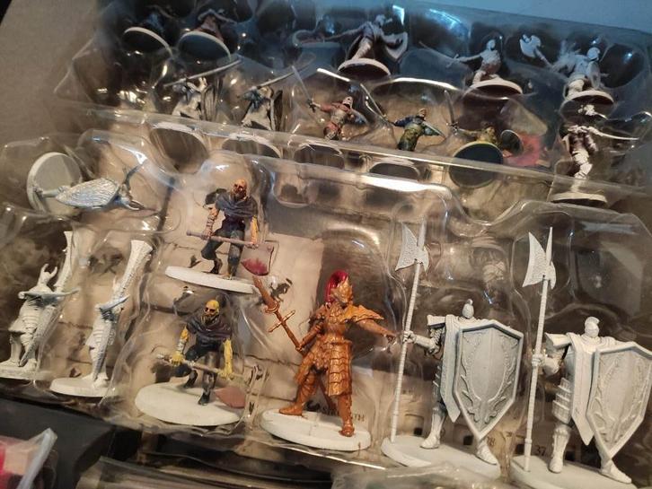 Darksouls the board game and expansions., Hobby en Vrije tijd, Gezelschapsspellen | Bordspellen, Gebruikt, Drie of vier spelers