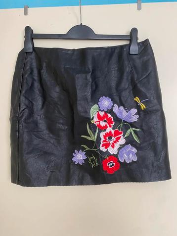 Zgn dames rokjes bieden ophalen in Culemborg beschikbaar voor biedingen