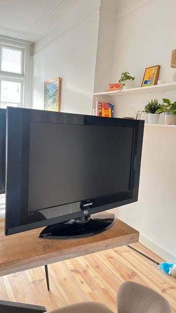 Samsung 32" TV beschikbaar voor biedingen