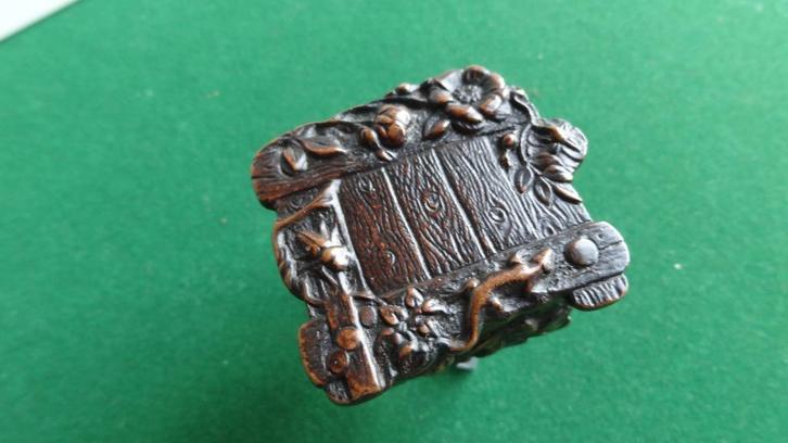 Weens brons Pennenlikker Hagedis met insecten, Antiek en Kunst, Antiek | Koper en Brons, Brons, Ophalen of Verzenden