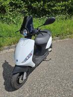 Piaggio zip 4T Geel kenteken, Fietsen en Brommers, Scooters | Piaggio, Ophalen, Maximaal 45 km/u, Zip, 49 cc
