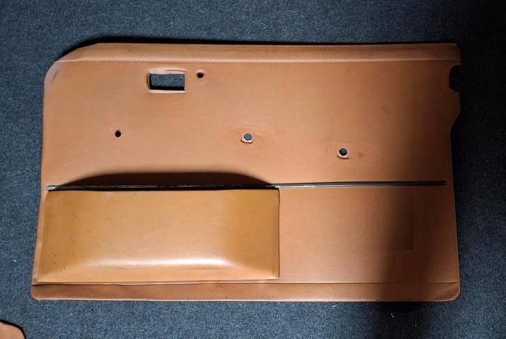 Mercedes W108 oldtimer Deurpanelen Bruin Cognac, Auto-onderdelen, Interieur en Bekleding, Ophalen of Verzenden