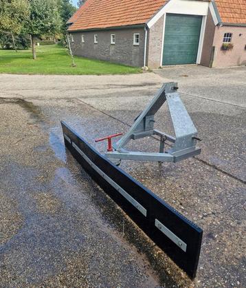 Schuif rubberschuif voerschuif beschikbaar voor biedingen