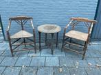 Oudhollands setje met twee stoelen en een tafeltjee, Ophalen