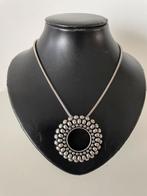 mooie ketting met mooie hanger nikkelvrij, Ophalen of Verzenden, Zo goed als nieuw, Overige kleuren, Overige materialen