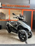 Piaggio mp3 yourban 300 2015, Motoren, Motoren | Piaggio, Bedrijf, Scooter, 12 t/m 35 kW, 300 cc