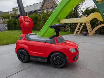 Mercedes loopwagen Rood beschikbaar voor biedingen