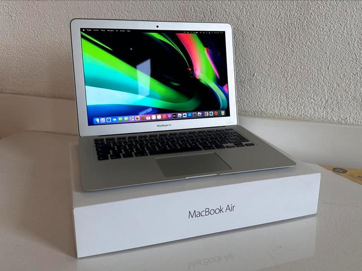Macbook Air 13 inch, silver early 2015, Computers en Software, Apple Macbooks, Zo goed als nieuw, MacBook Air, 13 inch, Minder dan 2 Ghz